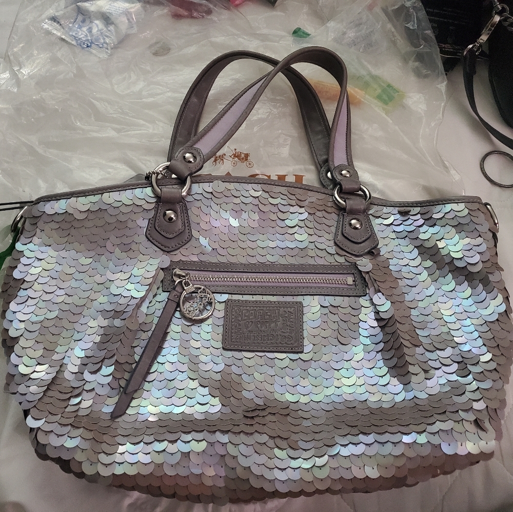 Limited edition/Exclusive Mermaid Coach Poppy